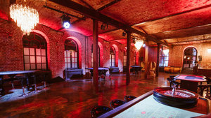 Loft Hall, Loft 2