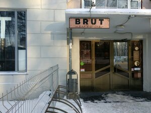 Brut