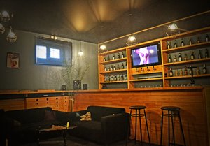 Manhattan Lounge Bar